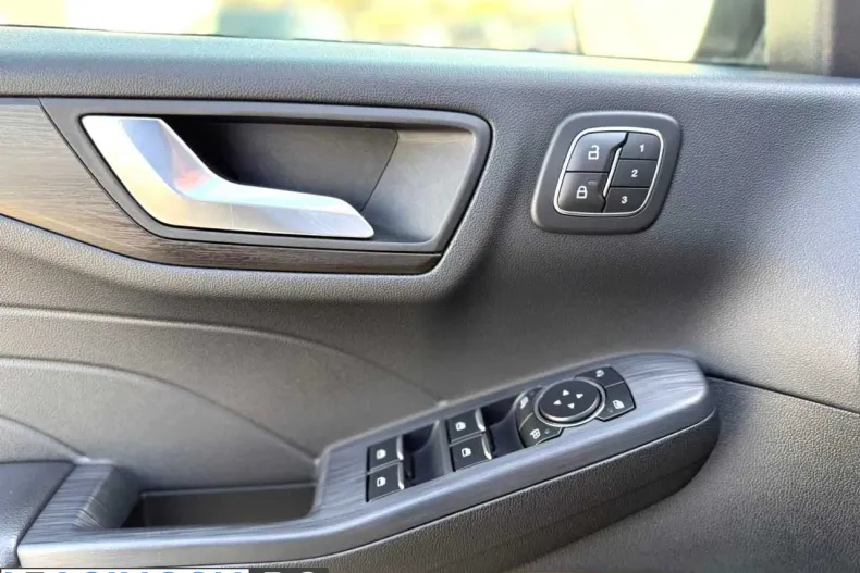 Ford Kuga din 2022 cu 116.000 km - oferta FOR244074 - foto 16