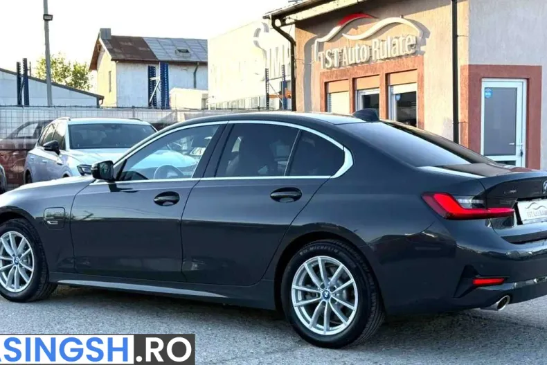 BMW 330 (Seria 3) din 2021 cu 116.000 km - oferta BMW244076 - foto 5