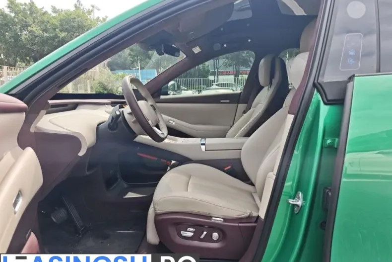 Xiaomi YU7 din 2025 cu 4.200 km - oferta XIA244077 - foto 7