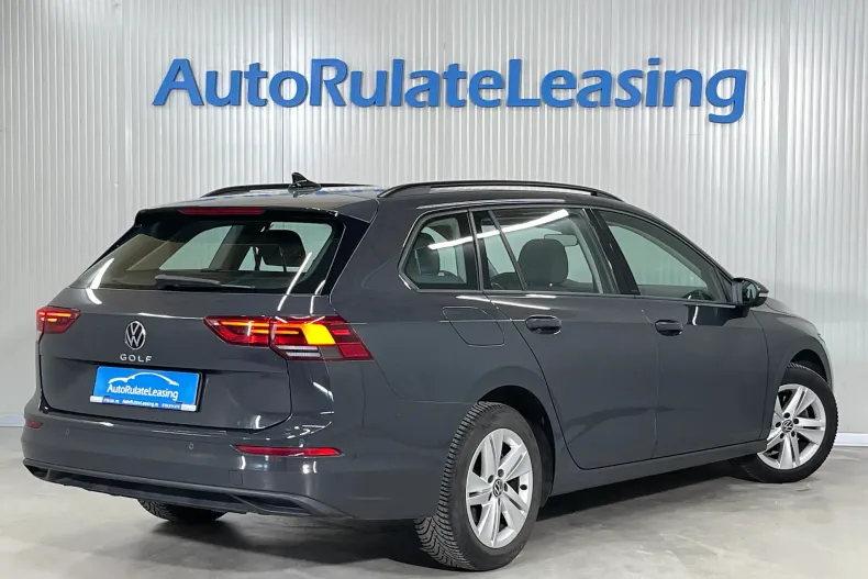 Volkswagen Golf din 2021 cu 53.280 km - oferta VOL244078 - foto 3
