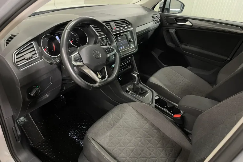 Volkswagen Tiguan din 2022 cu 72.084 km - oferta VOL244079 - foto 5