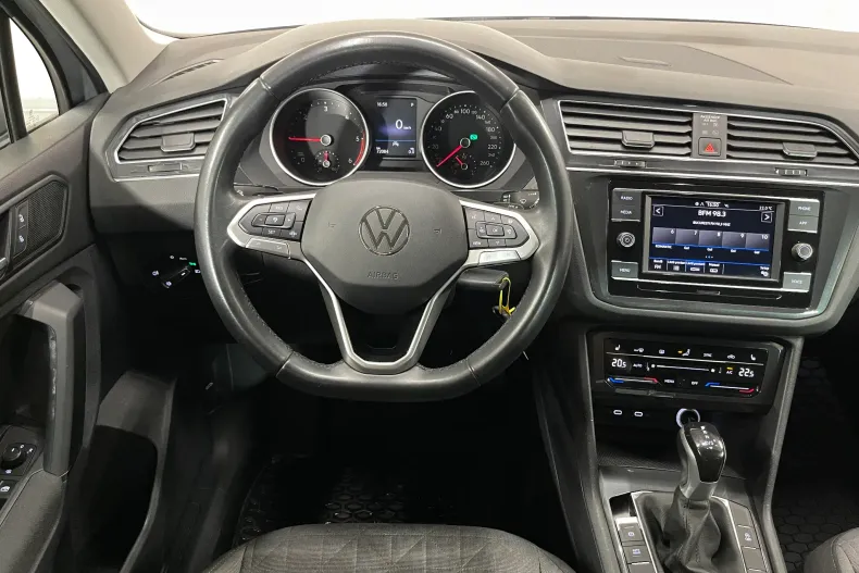 Volkswagen Tiguan din 2022 cu 72.084 km - oferta VOL244079 - foto 6