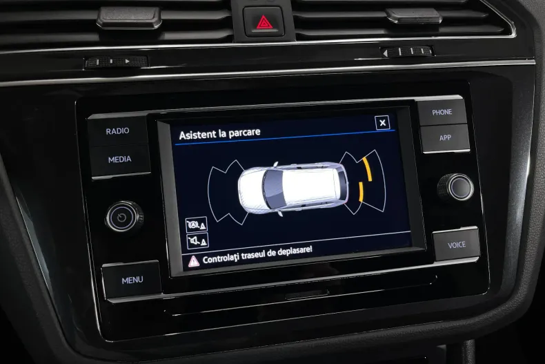 Volkswagen Tiguan din 2022 cu 72.084 km - oferta VOL244079 - foto 17