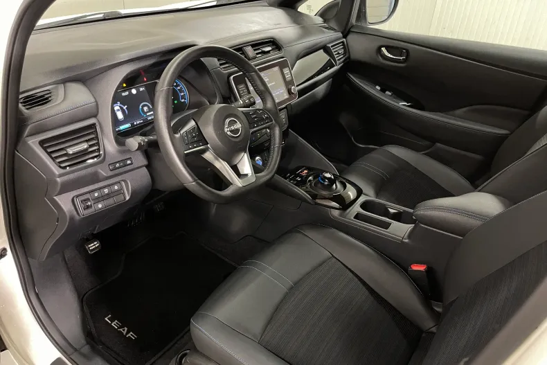 Nissan Leaf din 2022 cu 10.910 km - oferta NIS244081 - foto 5