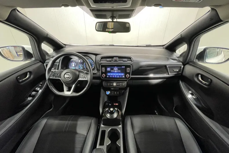 Nissan Leaf din 2022 cu 10.910 km - oferta NIS244081 - foto 7