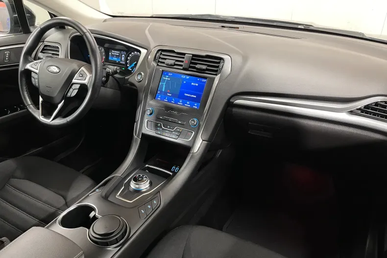 Ford Mondeo din 2021 cu 34.332 km - oferta FOR244085 - foto 8