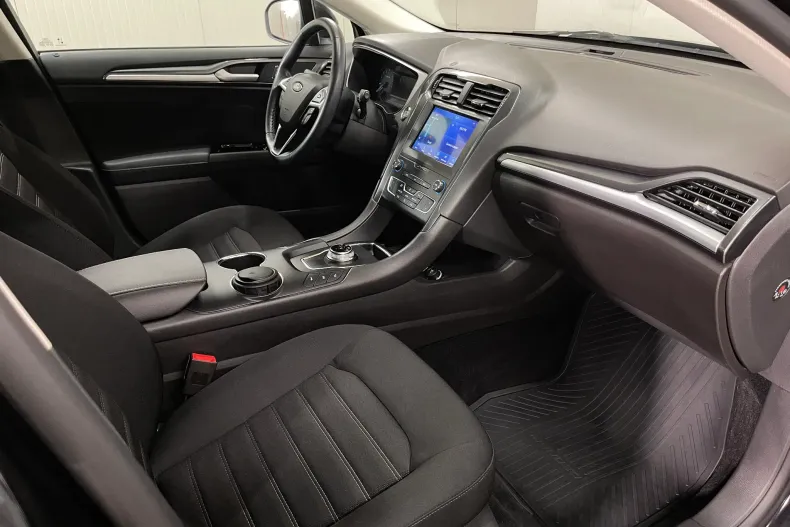 Ford Mondeo din 2021 cu 34.332 km - oferta FOR244085 - foto 10