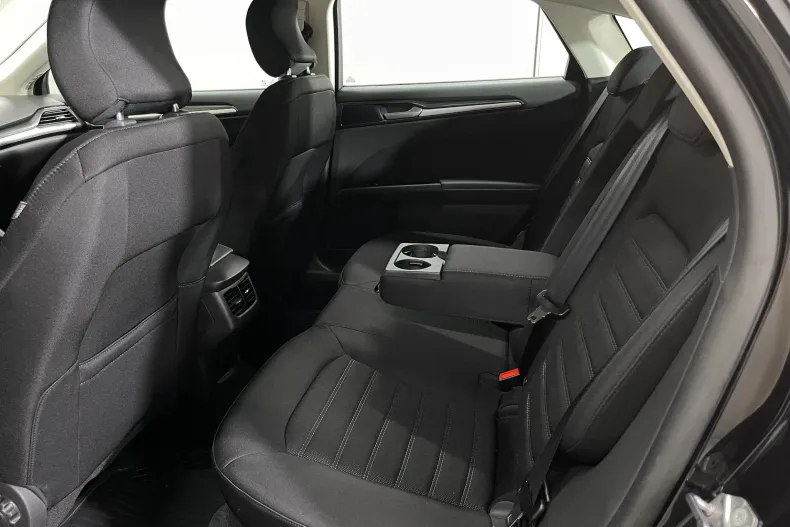 Ford Mondeo din 2021 cu 34.332 km - oferta FOR244085 - foto 11