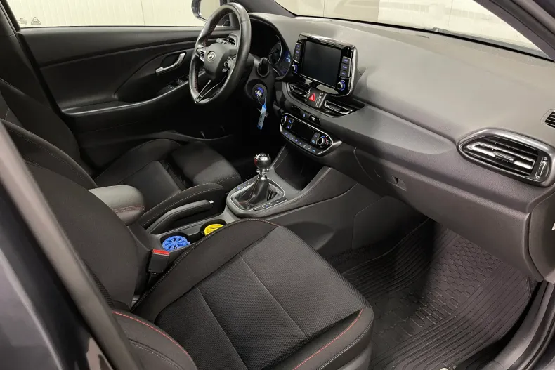 Hyundai i30 din 2023 cu 55.593 km - oferta HYU244086 - foto 10