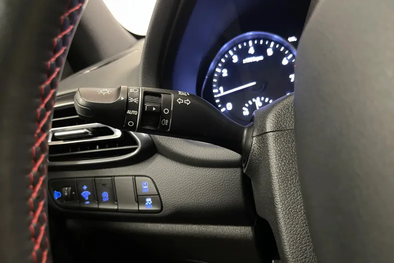 Hyundai i30 din 2023 cu 55.593 km - oferta HYU244086 - foto 21