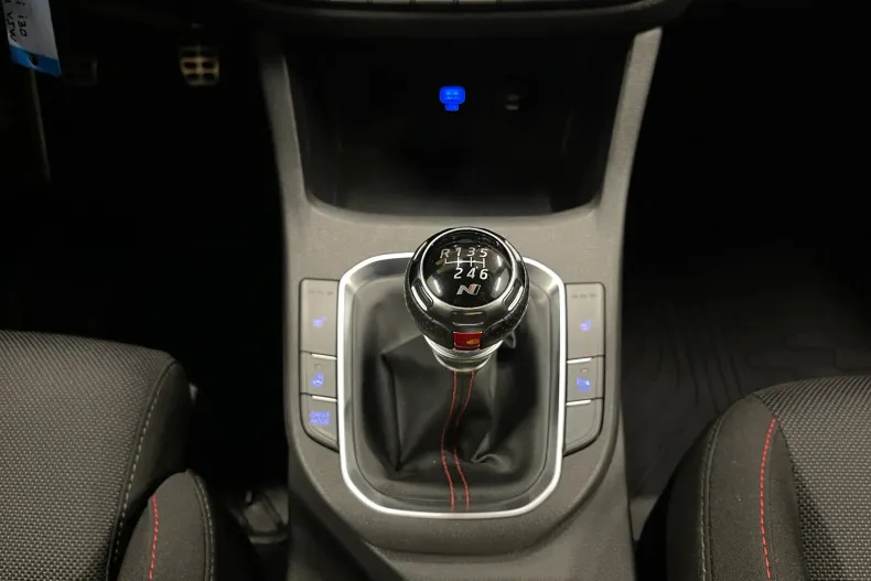 Hyundai i30 din 2023 cu 55.593 km - oferta HYU244086 - foto 22