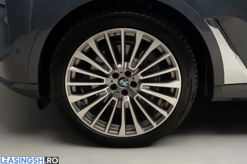 BMW X7 (Seria X) din 2022 cu 65.745 km - oferta BMW244091 - foto 10