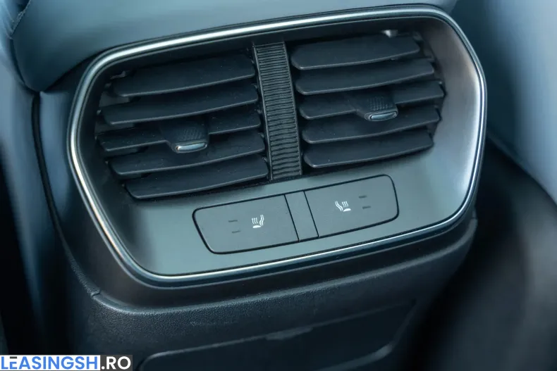 BYD Sealion 7 din 2025 cu 4.338 km - oferta BYD244100 - foto 19