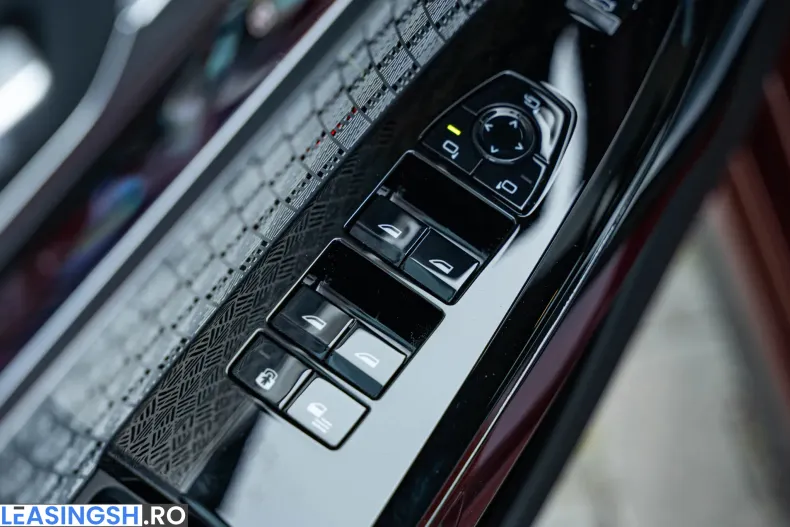 BMW M7 (Seria 7) din 2024 cu 27.671 km - oferta BMW244102 - foto 17