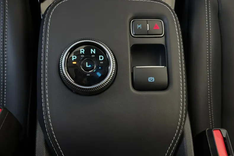 Ford Mustang Mach-E din 2023 cu 51.000 km - oferta FOR244107 - foto 30