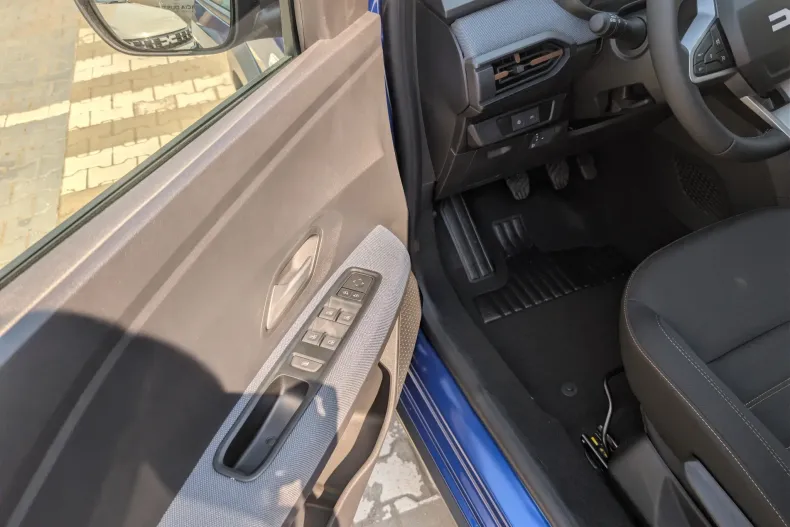 Dacia Sandero Stepway din 2026 cu 5 km - oferta DAC244109 - foto 11