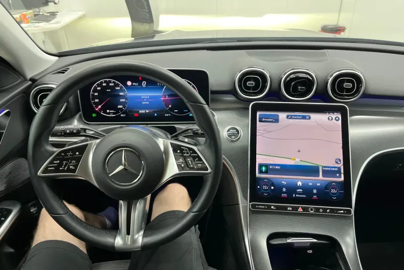 Mercedes-Benz C 220 (Clasa C) din 2024 cu 65.940 km - oferta MER244113 - foto 6
