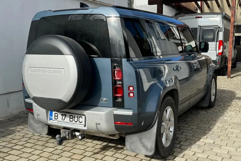 Land Rover Defender din 2021 cu 42.000 km - oferta LAN244121 - foto 4