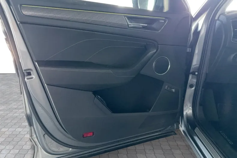 Skoda Kodiaq din 2023 cu 100.806 km - oferta SKO244124 - foto 10