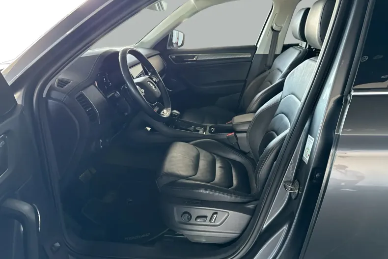 Skoda Kodiaq din 2023 cu 100.806 km - oferta SKO244124 - foto 14
