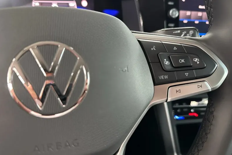 Volkswagen Taigo din 2025 cu 7 km - oferta VOL244125 - foto 19