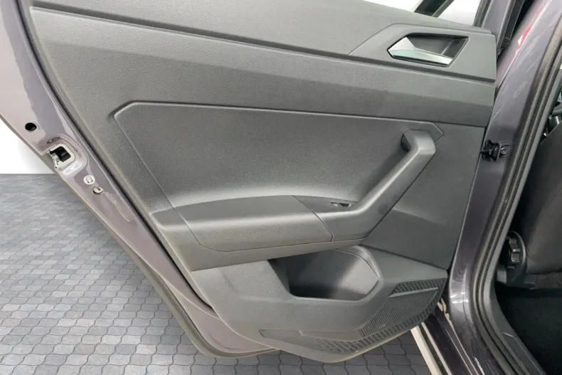 Volkswagen Taigo din 2025 cu 7 km - oferta VOL244125 - foto 24