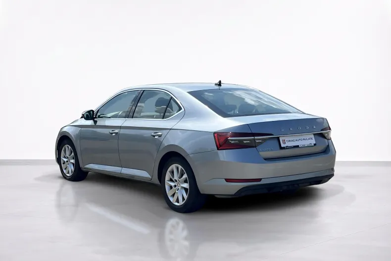 Skoda Superb din 2020 cu 123.788 km - oferta SKO244130 - foto 4