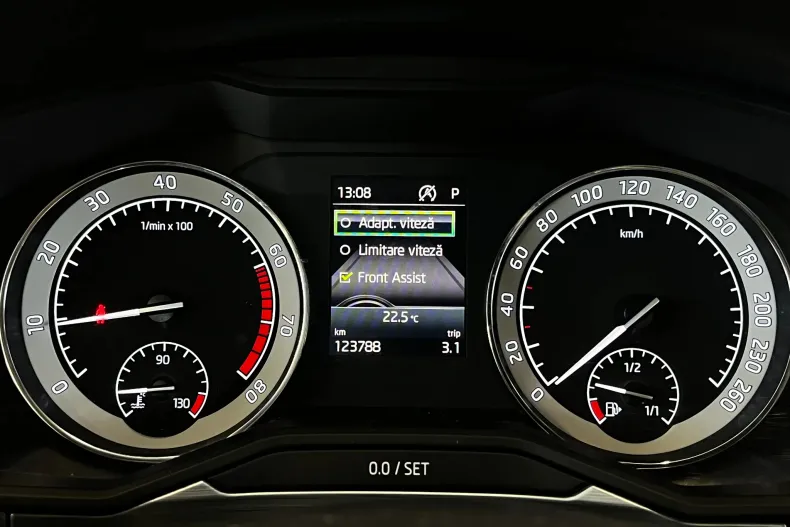 Skoda Superb din 2020 cu 123.788 km - oferta SKO244130 - foto 25