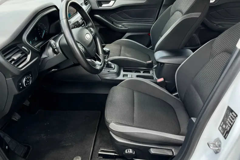 Ford Focus din 2022 cu 110.222 km - oferta FOR244135 - foto 10