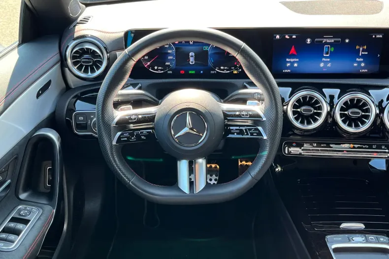 Mercedes-Benz CLA 250 (Clasa CLA) din 2025 cu 20.347 km - oferta MER244136 - foto 13