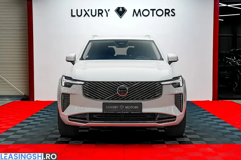 Volvo XC90 din 2025 cu 14.000 km - oferta VOL244139 - foto 3