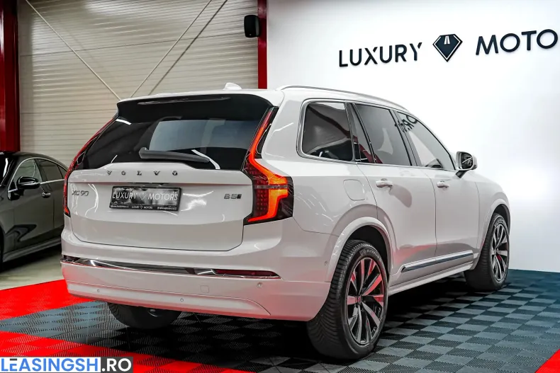 Volvo XC90 din 2025 cu 14.000 km - oferta VOL244139 - foto 11