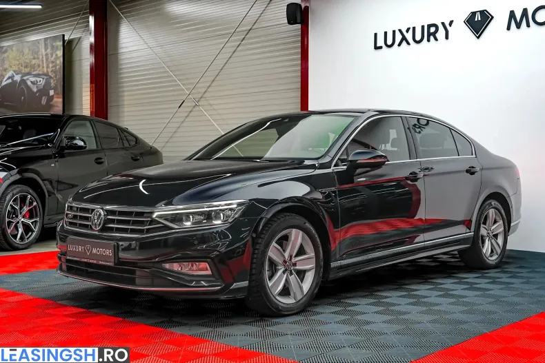 Volkswagen Passat din 2021 cu 115.000 km - oferta VOL244140 - foto 1