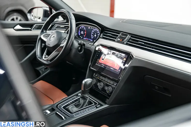 Volkswagen Passat din 2021 cu 115.000 km - oferta VOL244140 - foto 18
