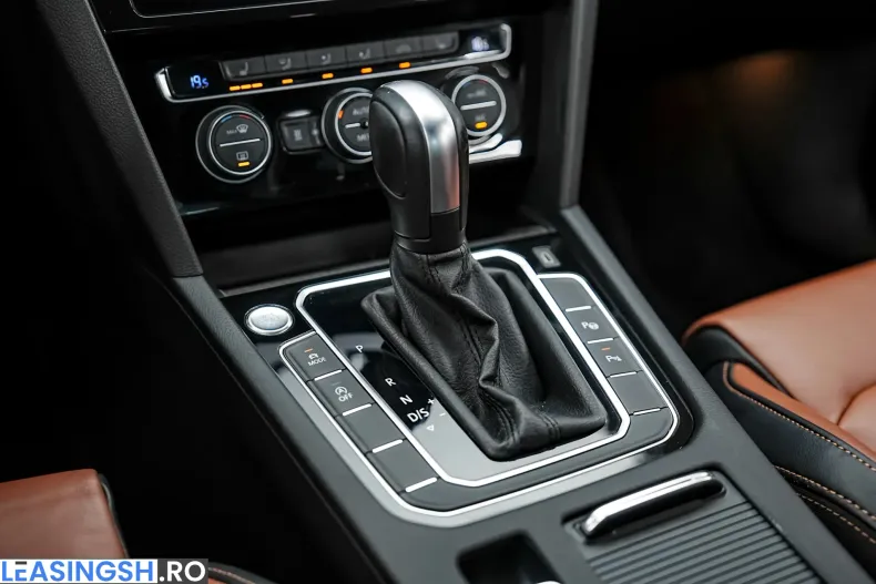 Volkswagen Passat din 2021 cu 115.000 km - oferta VOL244140 - foto 33