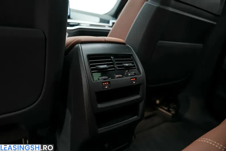 BMW X6 (Seria X) din 2024 cu 15.000 km - oferta BMW244141 - foto 39