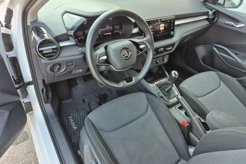 Skoda Fabia din 2024 cu 54.926 km - oferta SKO244145 - foto 9