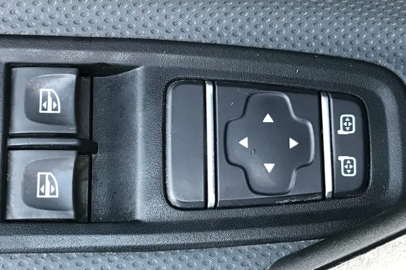 Mercedes-Benz Citan din 2022 cu 120.401 km - oferta MER244147 - foto 21