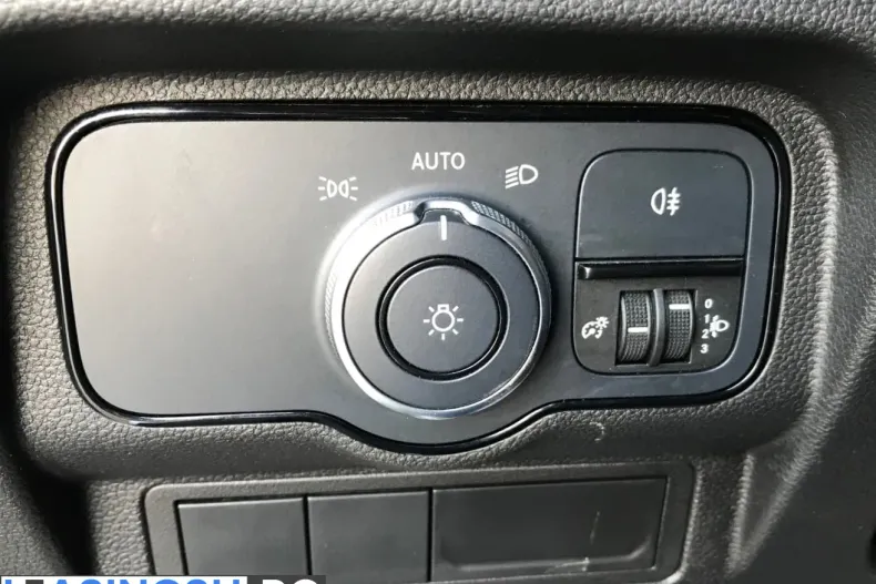Mercedes-Benz Citan din 2022 cu 120.401 km - oferta MER244147 - foto 22