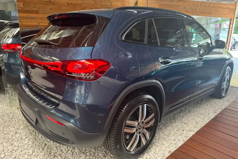 Mercedes-Benz EQA (Clasa GLA) din 2022 cu 74.037 km - oferta MER244149 - foto 4