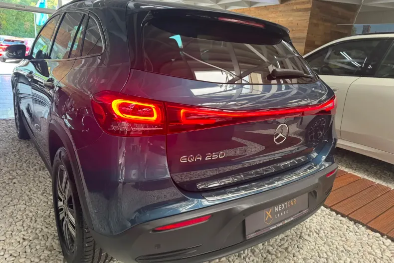 Mercedes-Benz EQA (Clasa GLA) din 2022 cu 74.037 km - oferta MER244149 - foto 6