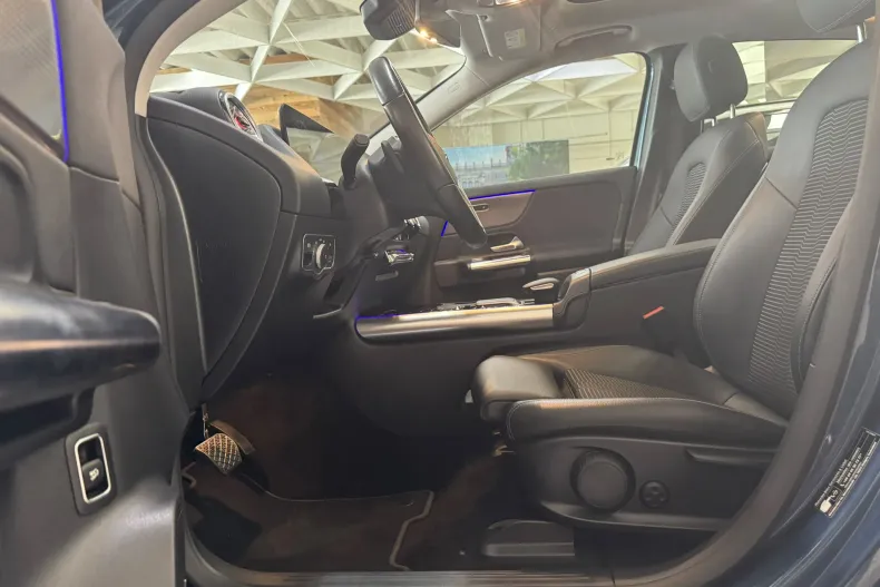 Mercedes-Benz EQA (Clasa GLA) din 2022 cu 74.037 km - oferta MER244149 - foto 7
