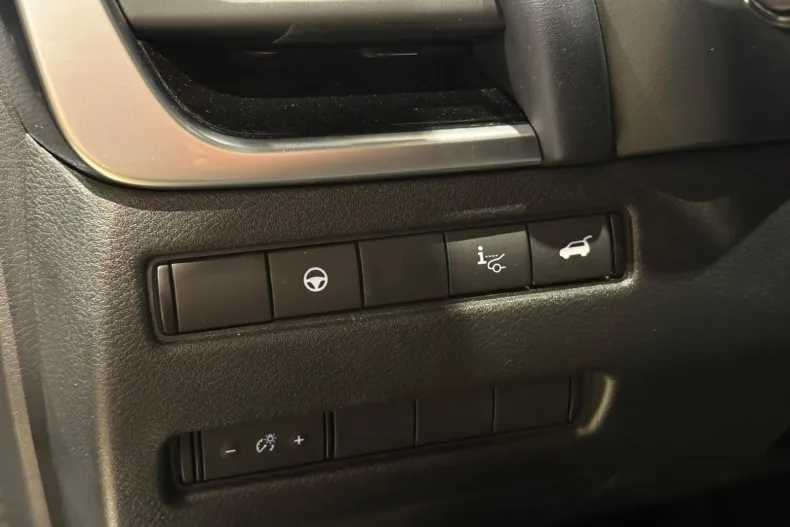 Nissan Qashqai+2 din 2023 cu 22.800 km - oferta NIS244155 - foto 31