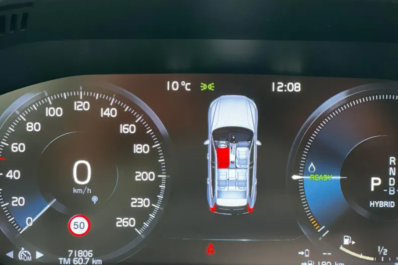 Volvo XC60 din 2020 cu 71.000 km - oferta VOL244157 - foto 19