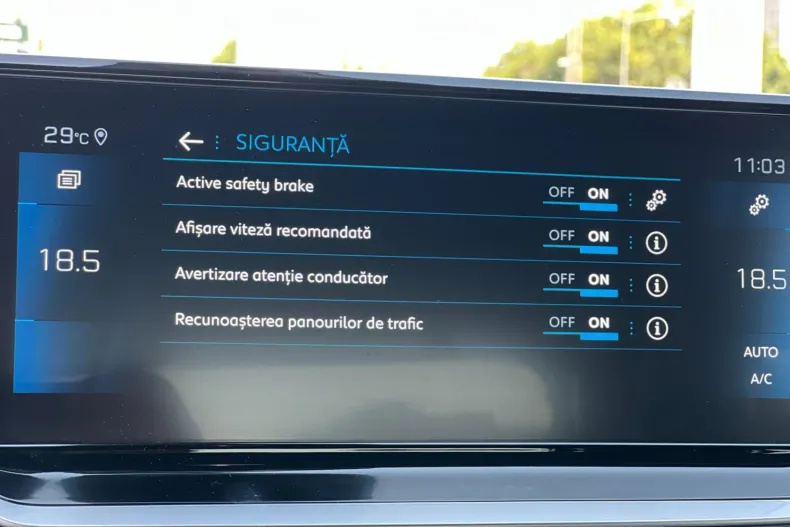Peugeot 2008 din 2023 cu 31.503 km - oferta PEU244158 - foto 18