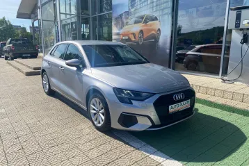 Audi A3 din 2022 - oferta AUD244163