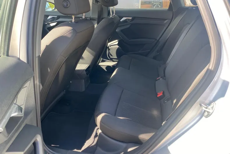 Audi A3 din 2022 cu 128.000 km - oferta AUD244163 - foto 13