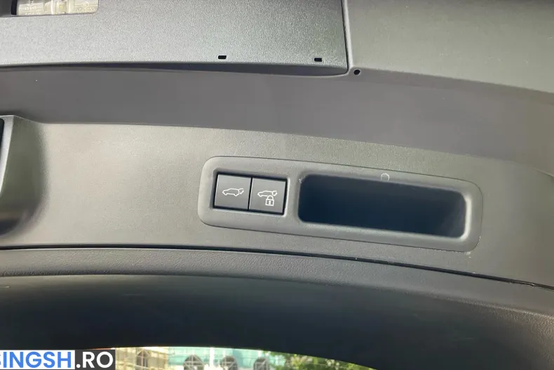 Lexus UX din 2025 cu 6.239 km - oferta LEX244164 - foto 34