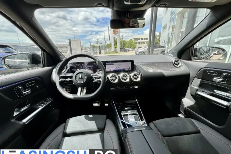 Mercedes-Benz GLA 200 (Clasa GLA) din 2024 cu 10.033 km - oferta MER244168 - foto 15
