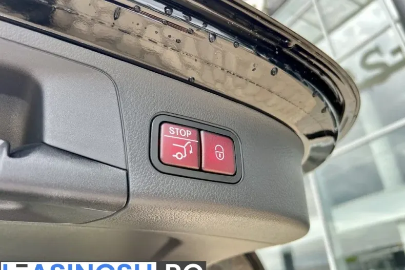 Mercedes-Benz GLA 200 (Clasa GLA) din 2024 cu 10.033 km - oferta MER244168 - foto 17